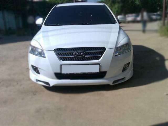 Ресници Kia Ceed